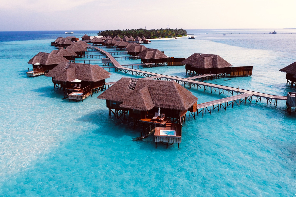 Maldives: Exquisite Beaches and Private Luxury Retreats